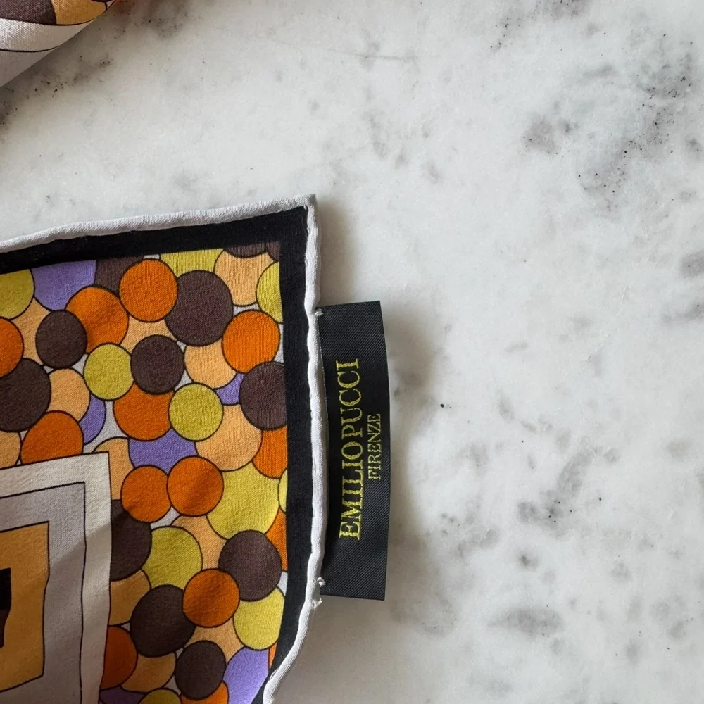 Emilio Pucci Scarf - Picture 4 of 6
